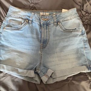 High Rise jegging Shorts
